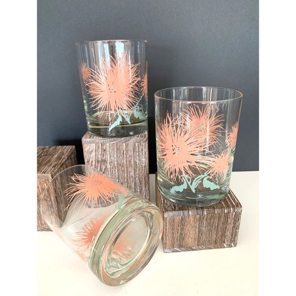 Floral Patterned Lowball Scotch Glasses. - Picture 6 of 6